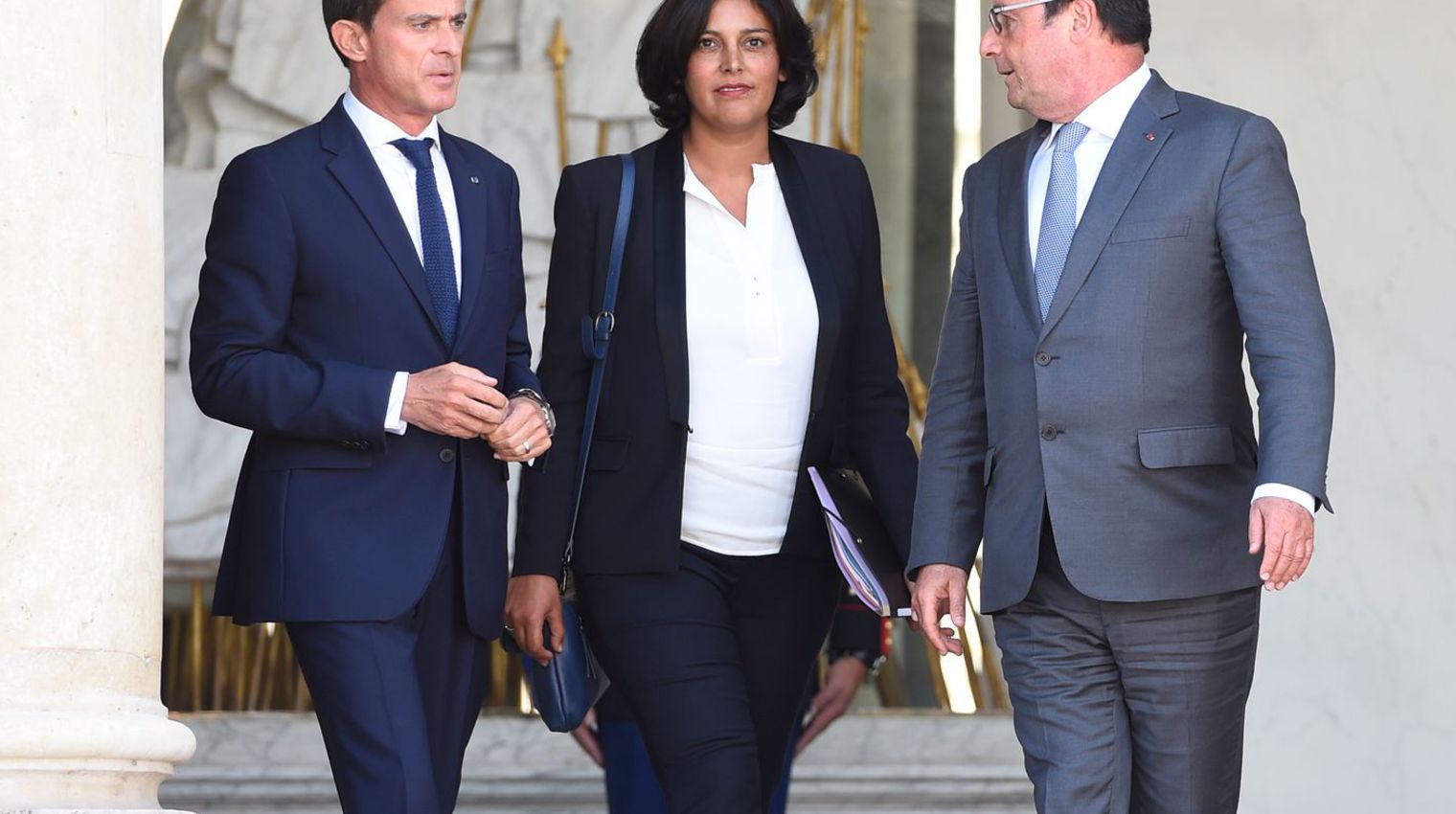 le president francois hollande d le premier ministre manuel valls et la nouvelle ministre du travail myriam el khomri apres sa nomination le 2 septembre 2015 a l elysee 5407563