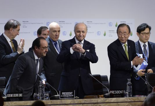 COP21 : Signature de l’Accord présenté en vue  dans l’après-midi ….