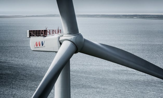 Rampion : MHI Vestas pose la première éolienne