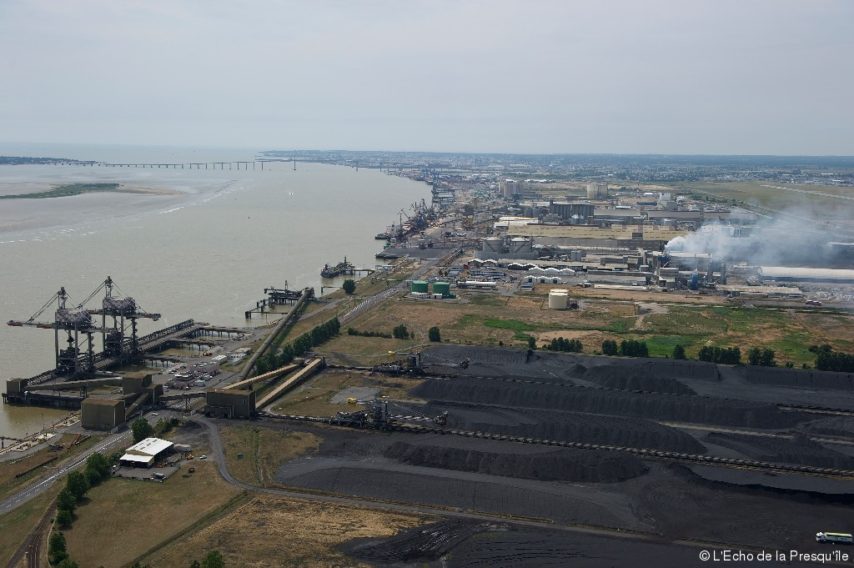 Terminal charbonnier Montoir de Bretagne 854x568