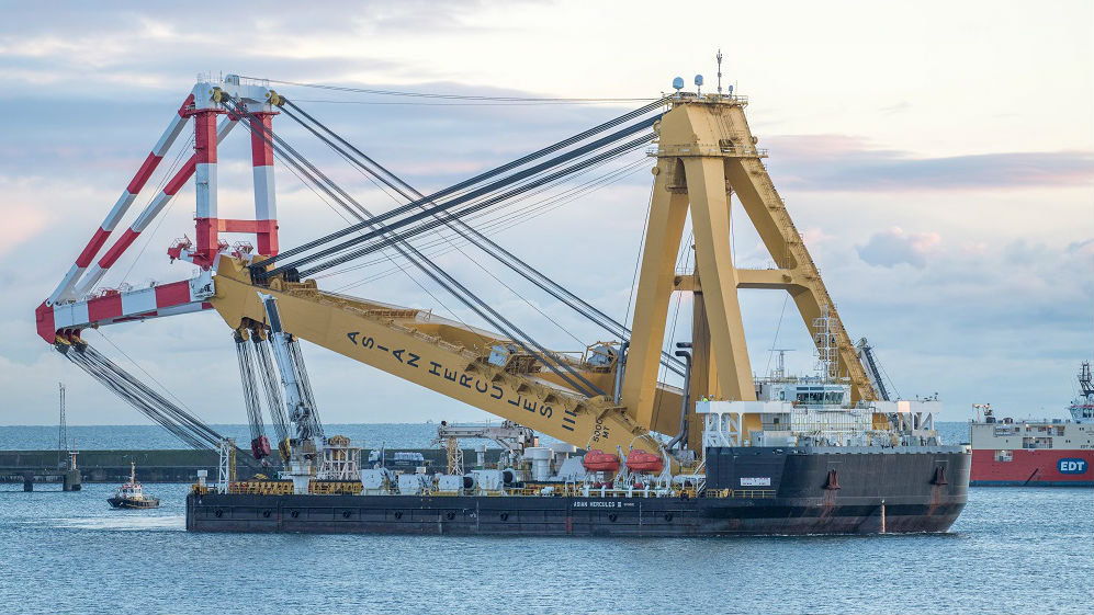 EOWDC, le plus grand Centre européen de déploiement éolien offshore est paré pour la pose des Jacket