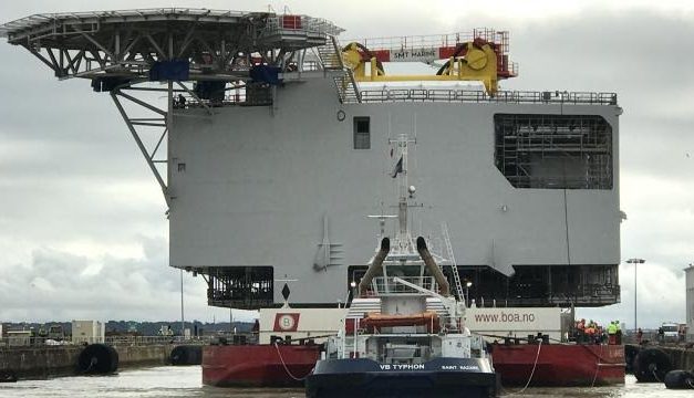 STX : la sous-station d&rsquo;Arkona rejoint le bassin de Penhoët à Saint-Nazaire