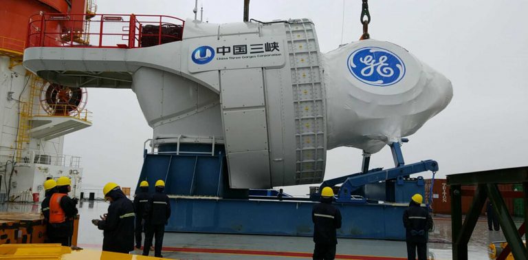 Photo 2 first ge haliade offshore wind turbine EDM 29 01 2018