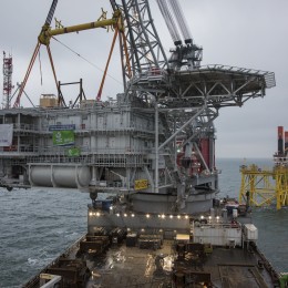 DEME : Merkur Offshore a reçu le topside de sa sous-station électrique