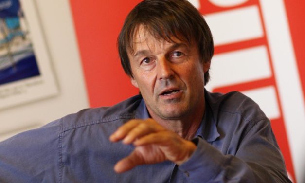 Nicolas Hulot claque la porte