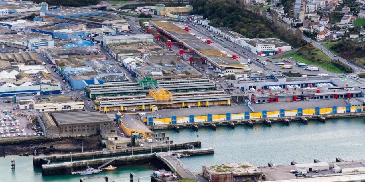 Le GIGAN participe au colloque « L’industrie navale dans une ville port » et a changé d’adresse