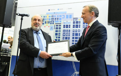 GE qui rit, GE qui pleure