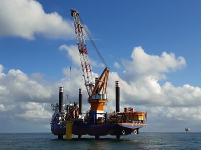 Saint-Brieuc : Retour de l’Aeolus sur le parc éolien en mer