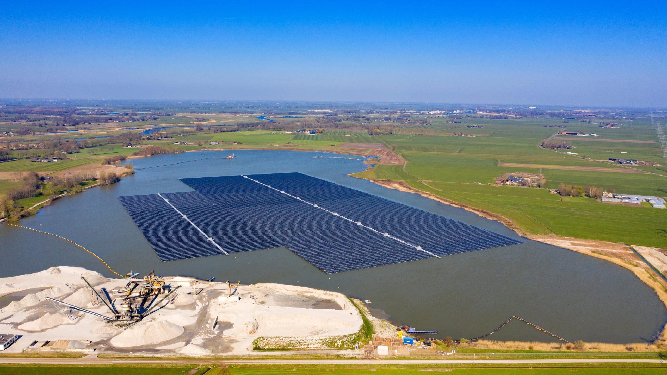 BayWa r. e estime que son parc solaire flottant de Bomhofsplas n’a pas