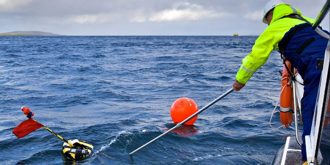 L’EMEC déploie des études acoustiques sur ses sites d’essais pour le houlomoteur et l’hydrolien