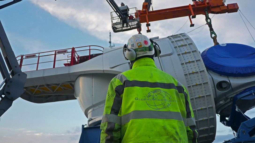 Global Wind Service partenaire pour le chargement et l’installation des 80 Haliade du parc de Saint Nazaire.