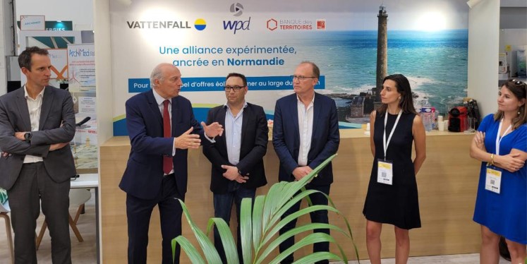 Vattenfall, wpd et la Banque des Territoires signent avec Sotraban le cluster d’entreprises normandes