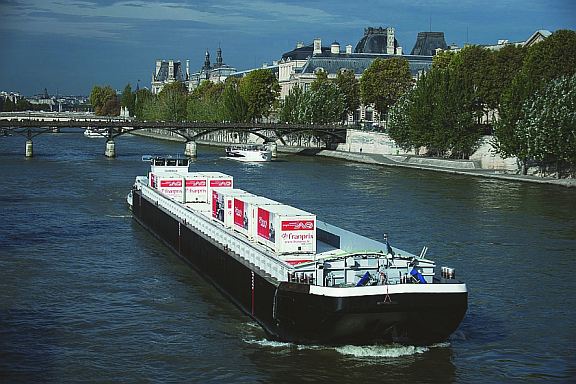 Les ports : Faciliter la transition énergétique et le transfert de la logistique urbaine, ITV de Bruno Delsalle, DG de l’AIVP