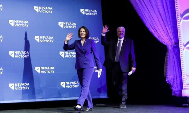 Midterms : Les démocrates conservent le Sénat