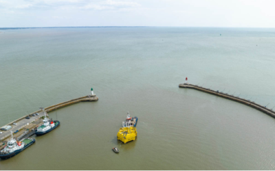 Geps Techno avec l’électrolyseur Lhyfe a quitté le port de Nantes pour Sem-Rev