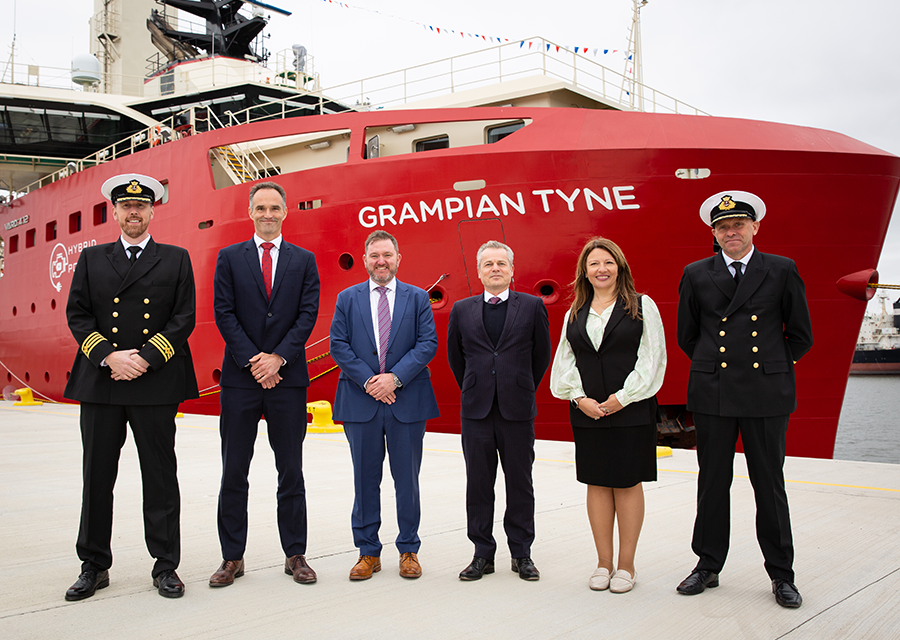 North Star organise une cérémonie de baptême pour le navire Grampian Tyne