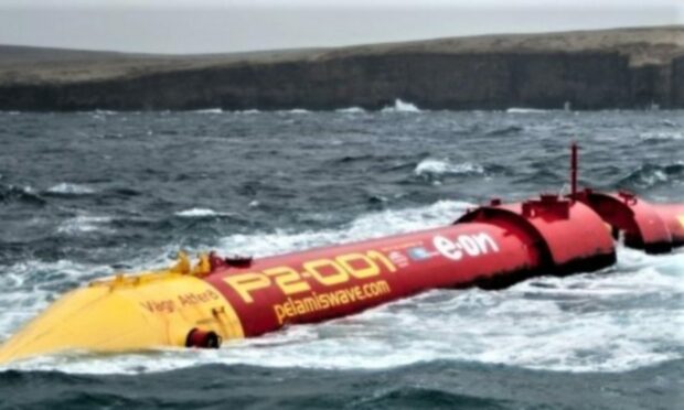 Pelamis vendu à l’EMEC pour 1 £ doit trouver un acheteur pour son démantèlement