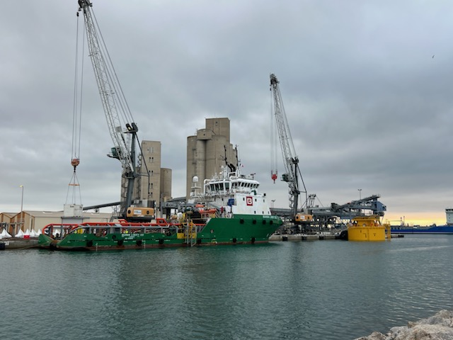 Eolmed : Visite portuaire et coup d’oeil sur la bouée de raccordement au réseau électrique à quai