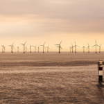 Premier versement aux pêcheurs et aux communes du littoral ligérien de la taxe éolienne en mer