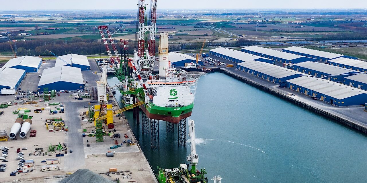 Connexion d’ABB pour favoriser la décarbonation de la flotte de DEME dans le port de Vlissingen |
