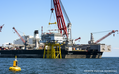 Quel mois de juin pour Ocean Winds ! avec la pose du top side de la sous-station et des premières fondations