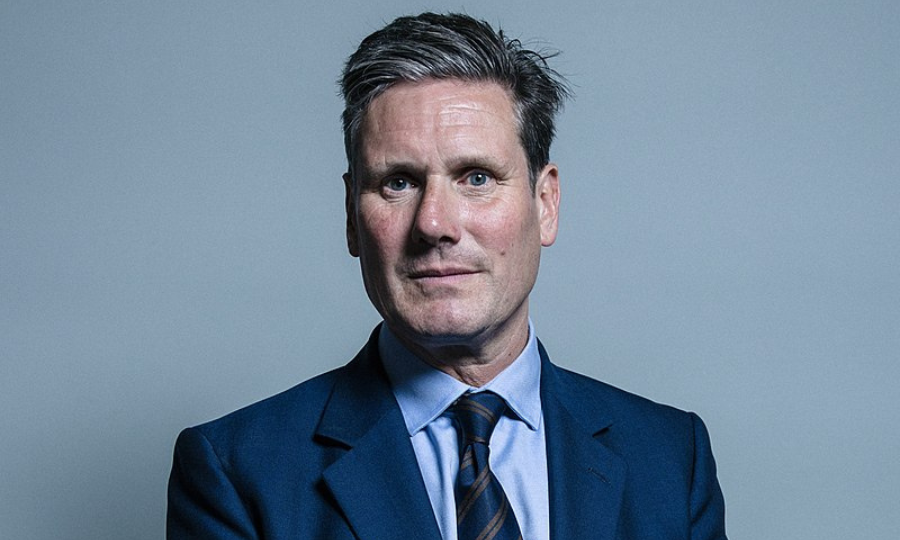 Elections législatives au UK : avec une majorité absolue, Keir Starmer entrera à Downing street ce matin