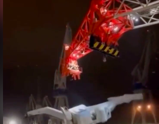 « Brave Tern » a heurté une des grues du port de Ferrol