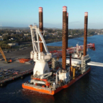 Fin de la mission du transport des éoliennes du Neart na Gaoithe pour le Brave Tern