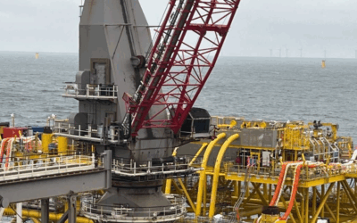 La plate-forme de conversion offshore BorWin Epsilon est en cours d’installation