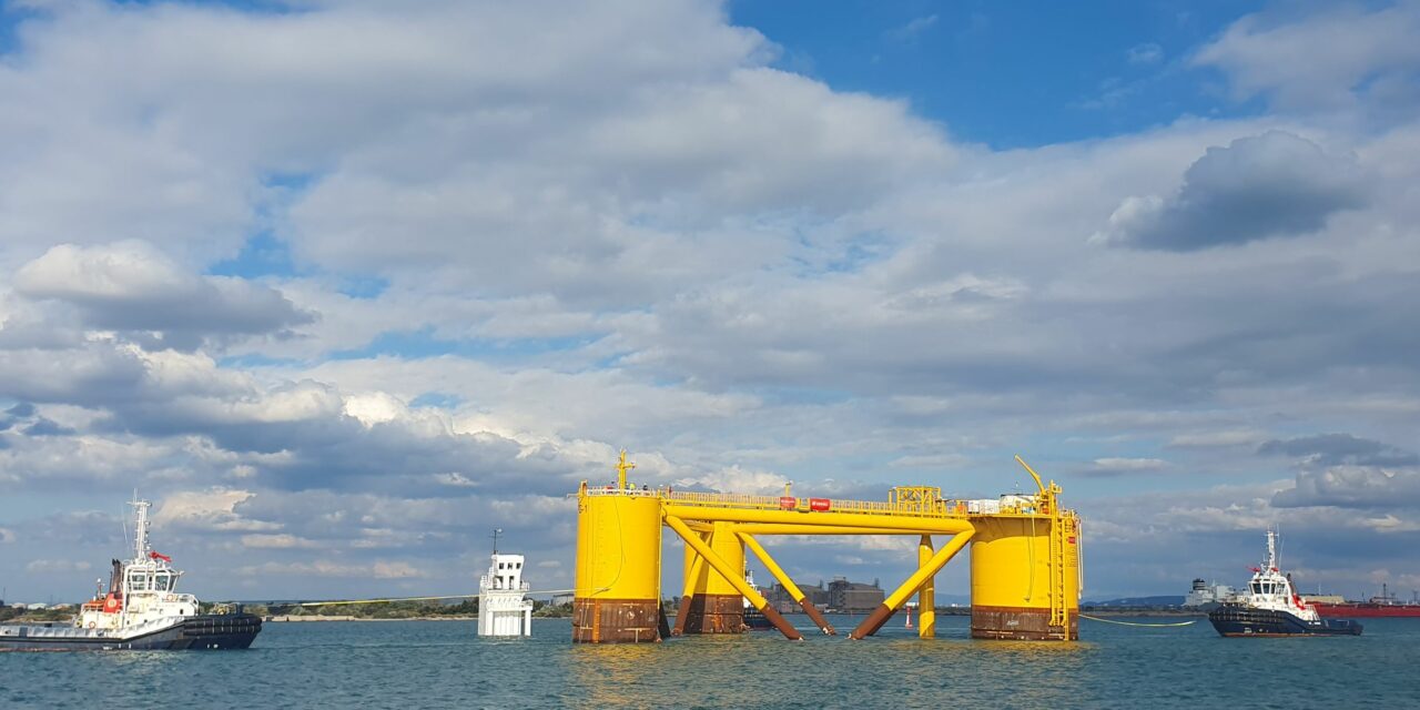 Projet éolien flottant EFGL : le 1er flotteur a été mis à l’eau