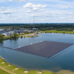 Les installations photovoltaïques flottantes pourraient renforcer la résilience climatique des lacs
