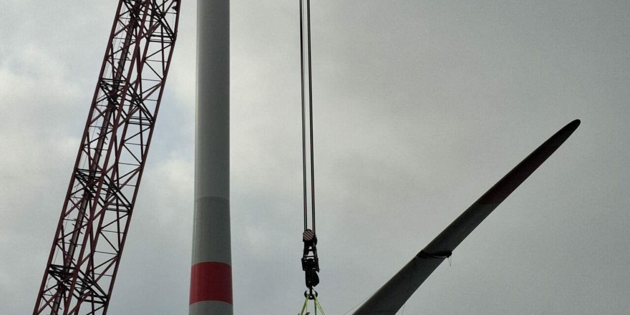 EFGL : la première pale de la nacelle Vestas de 10 MW est en cours d&rsquo;assemblage