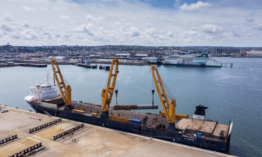 Port de Cherbourg : Le Cotentin investit €10 millions et s’adapter à l’éolien flottant