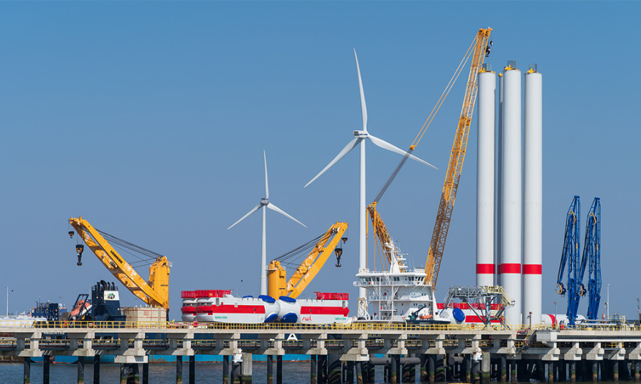 L’Europe a besoin de ports plus solides et de davantage de navires pour atteindre ses objectifs en matière d’éoliennes offshore