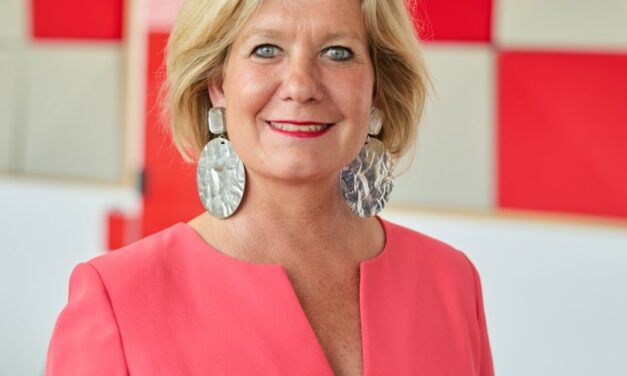 Anne-Catherine de Tourtier est reconduite à la présidence de France renouvelables