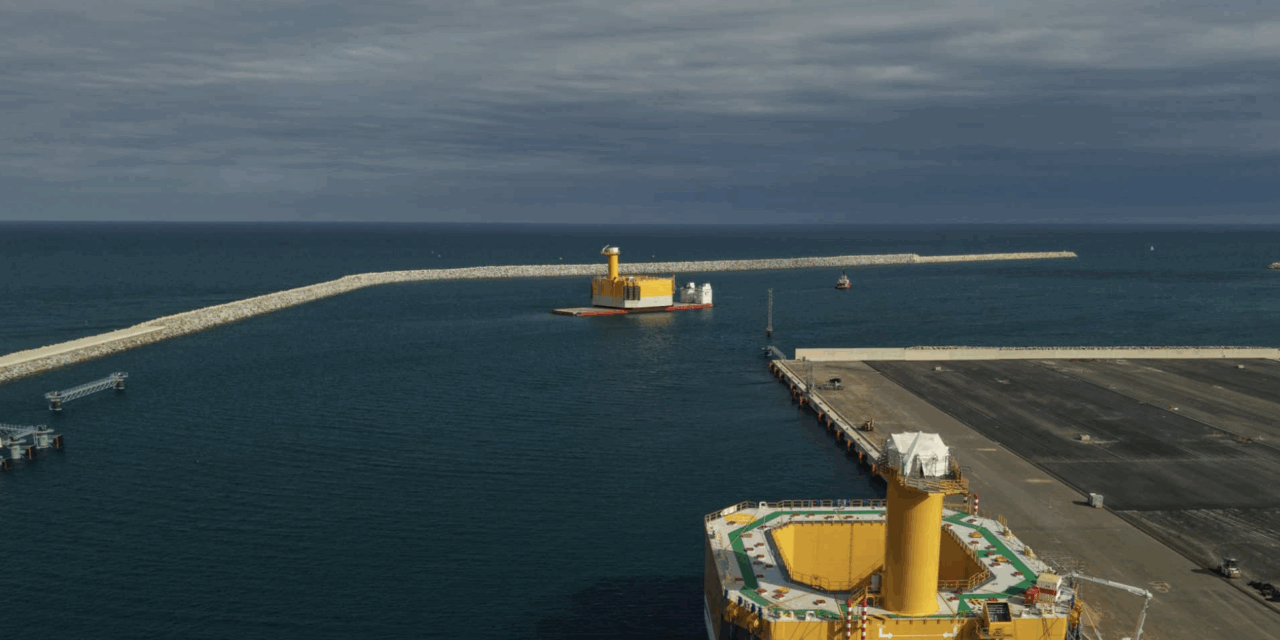 Après EFGL, Eolmed a mis ses trois flotteurs à l’eau