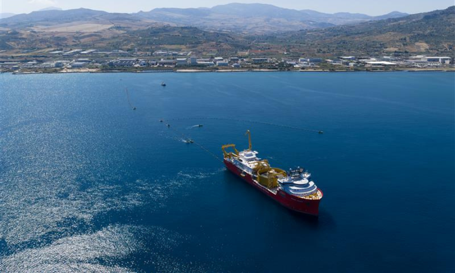 Terna, Tyrrhenian link: Nexans débute l’installation d’un câble sous-marin entre la Sicile et la Sardaigne