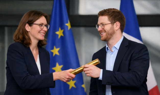 En attendant le remaniement, un 1er épisode : David Amiel remplace Amélie de Montchalin