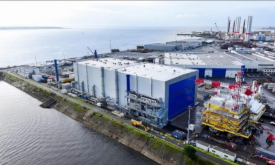 Anemos : alvéole de peinture de Chantiers de l&rsquo;Atlantique pour les EMR est une révolution !