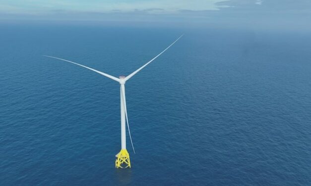 La première turbine installée au parc éolien offshore taiwanais- Hai Long 3