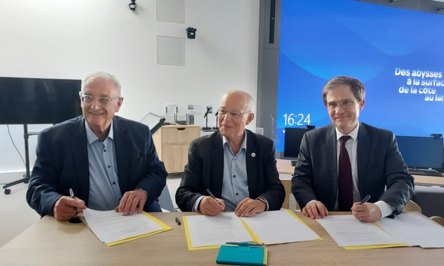 Mines Paris – PSL, l&rsquo;EDEIA et l&rsquo;IFREMER signent un partenariat stratégique pour renforcer la souveraineté scientifique et technologique française dans le domaine naval
