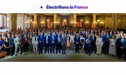 Emmanuel Macron : « Nous devons faire avancer les appels d&rsquo;offres sur l&rsquo;éolien en mer, mais pas à n&rsquo;importe quel prix ! »